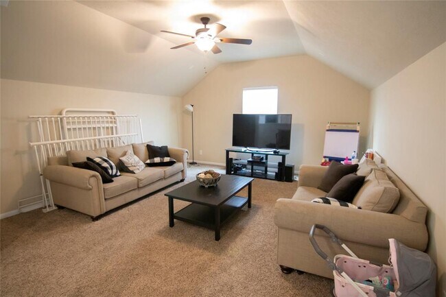 Building Photo - 9331 Fuqua Ridge Ln