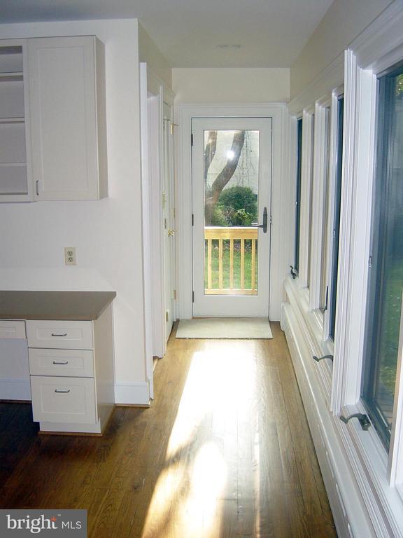 Building Photo - 4602 De Russey Pkwy