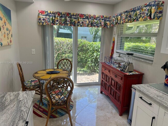 Building Photo - 4161 S US Hwy 1