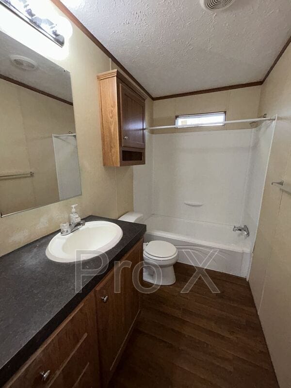 Building Photo - 307 E Adams St