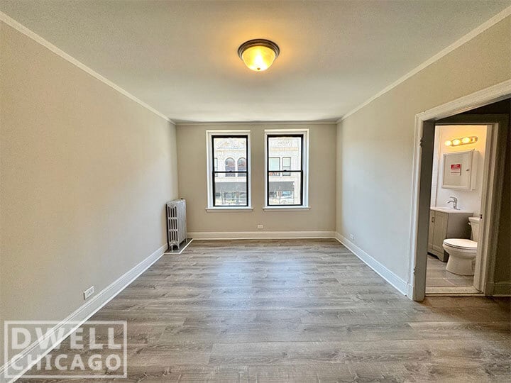 Primary Photo - 2777 N Milwaukee Ave