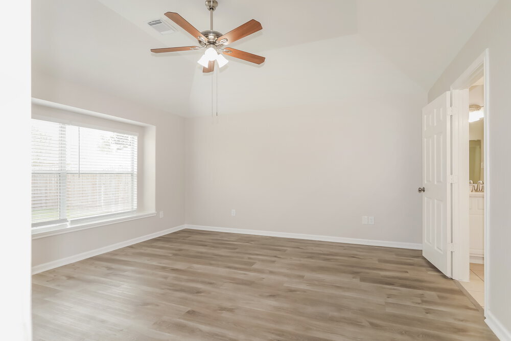 Building Photo - 2439 Ligustrum Flower Dr