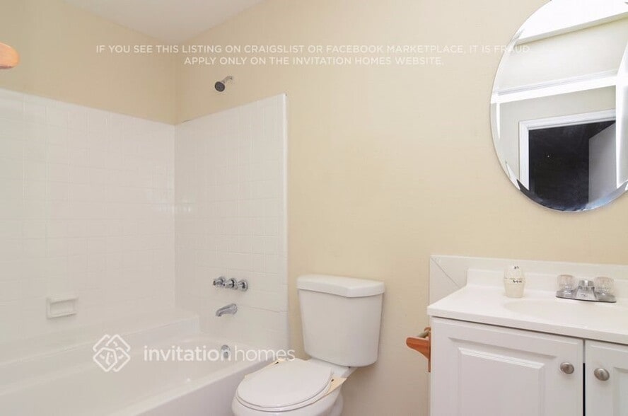 Building Photo - 1532 Kings Ridge Dr NW