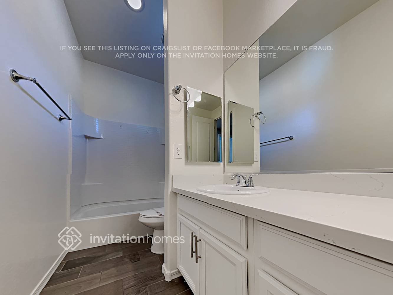 Building Photo - 4132 E Pony Ln