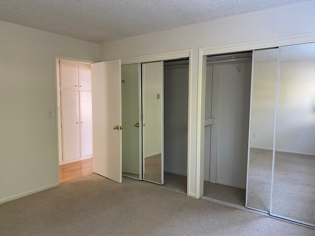 Building Photo - 117 Catamaran St