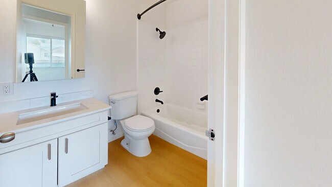 Building Photo - 3770 24th St