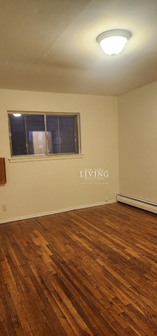 Building Photo - 3 bedroom in BROOKLYN NY 11236