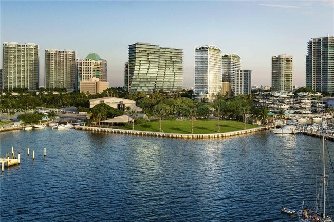 Building Photo - 2678 Tigertail Ave