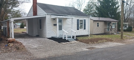 Building Photo - 160 Hudson Ave