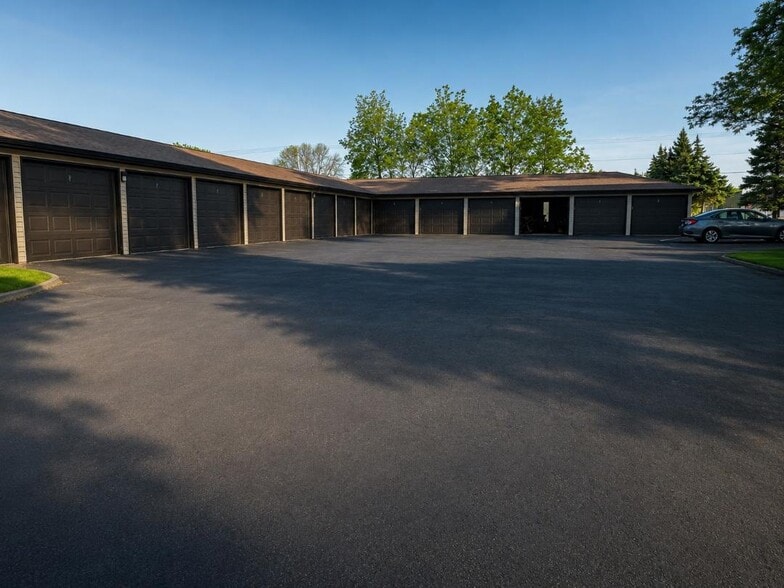 Building Photo - W2649 Barney Ct