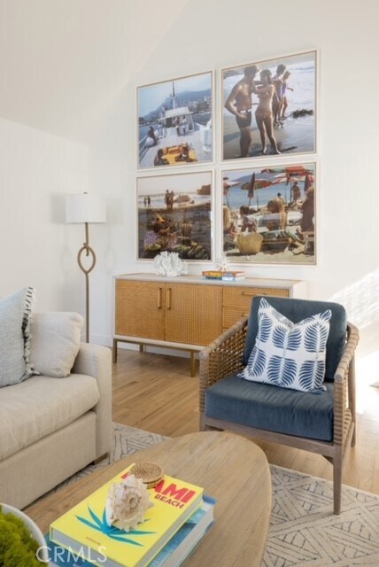 Building Photo - 265 Myrtle St