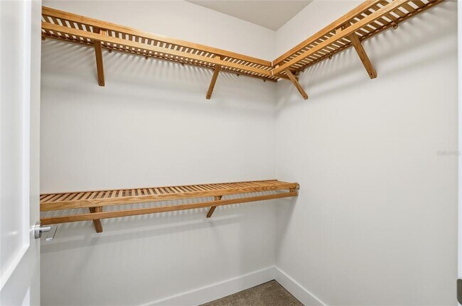 Building Photo - 301 1st St S