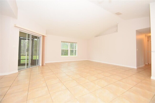 Building Photo - 34 Renshaw Dr