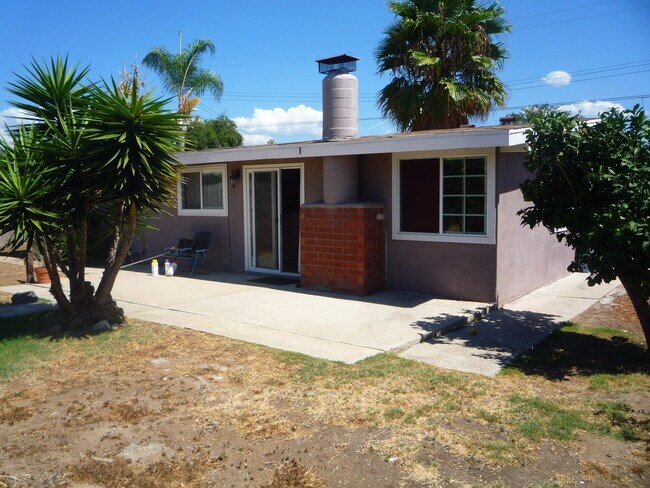 Building Photo - Upgraded Single-Story Home with Private In...