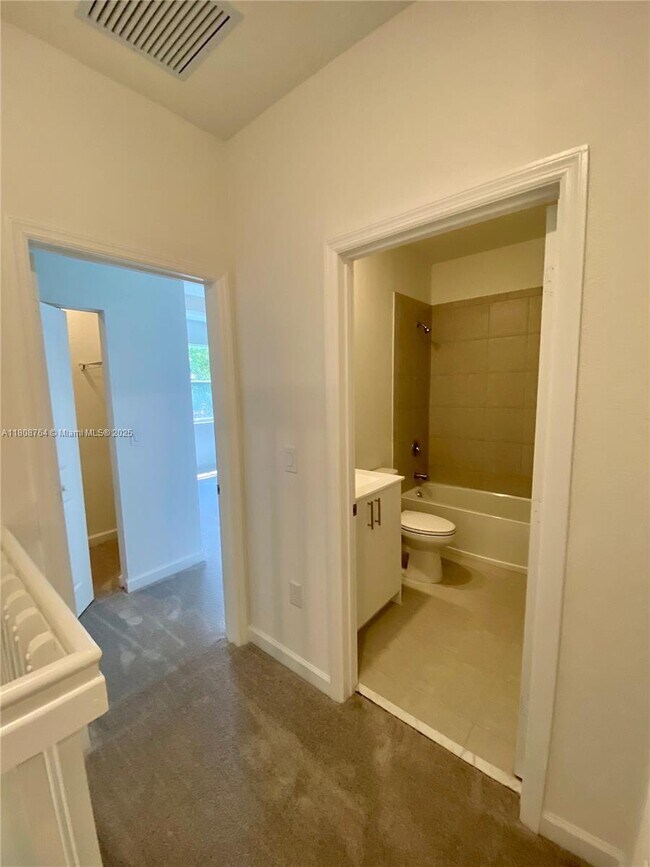 Building Photo - 4666 NW 120th Way