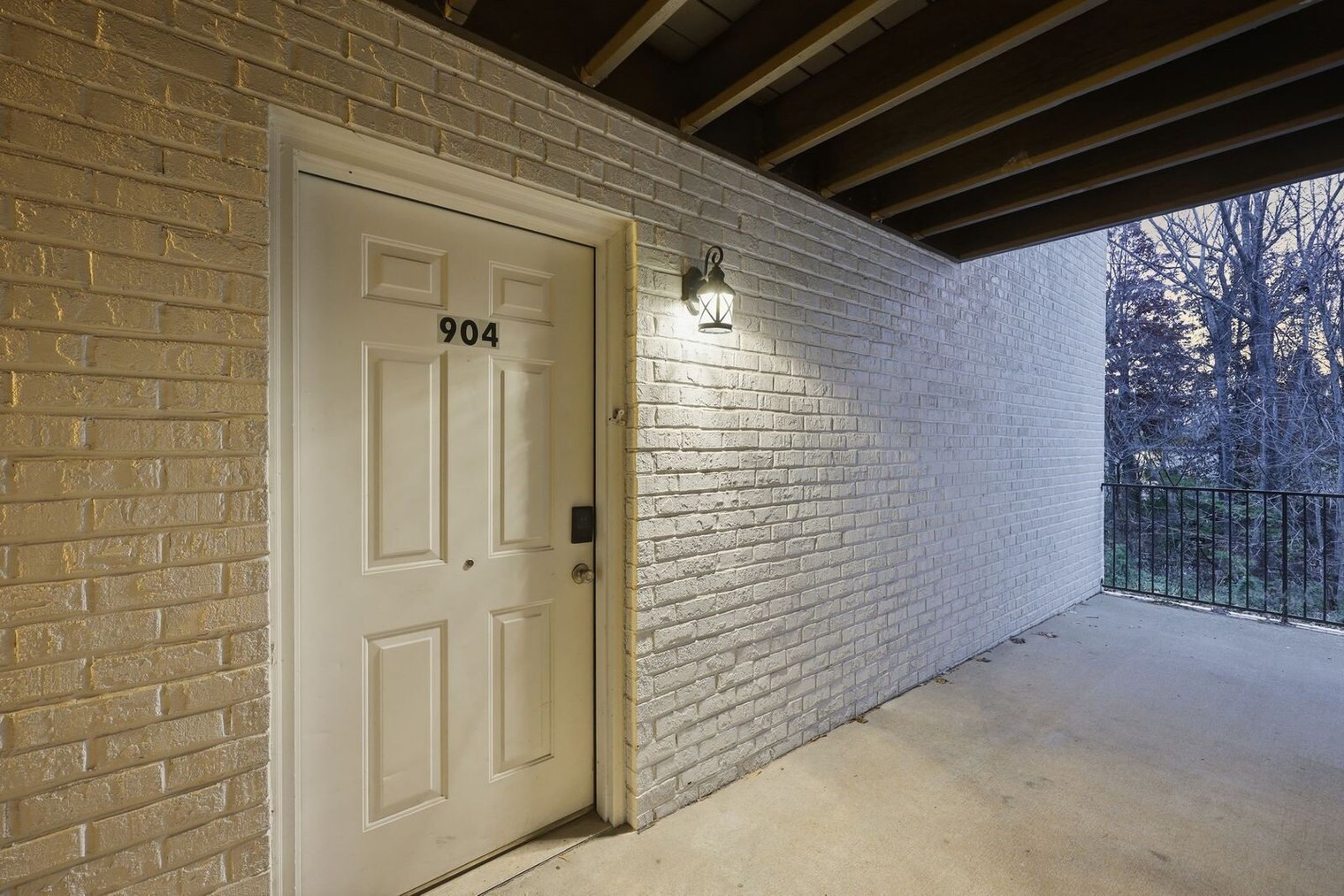 Building Photo - 180 Cave Rd