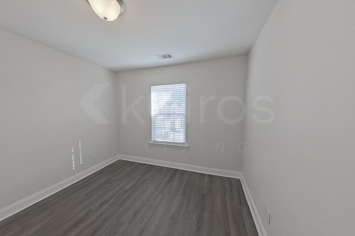 Building Photo - 415 Ferguson Ln