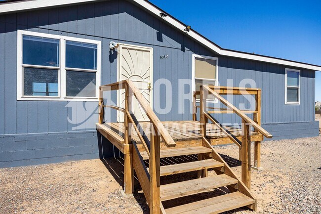 Building Photo - 9960 S Niehaus Rd