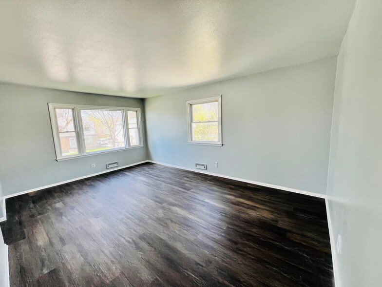 Building Photo - 5856 N 63rd St