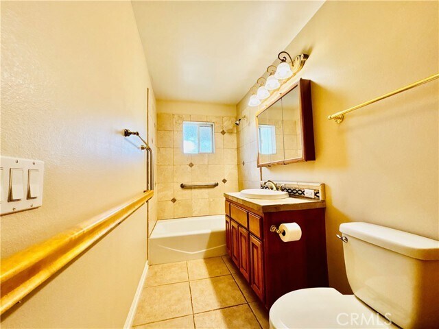 Building Photo - 16875 Orangecrest Ct