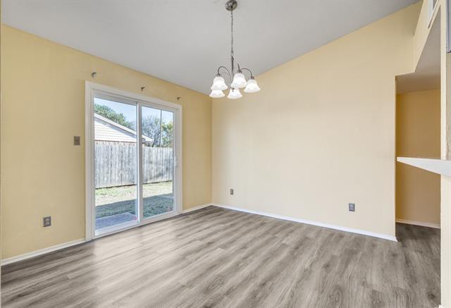 Building Photo - 134 London Ln