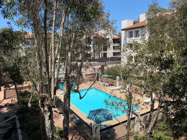 Primary Photo - 1 BEDROOM / 1 BATHROOM - MISSION VALLEY (W...