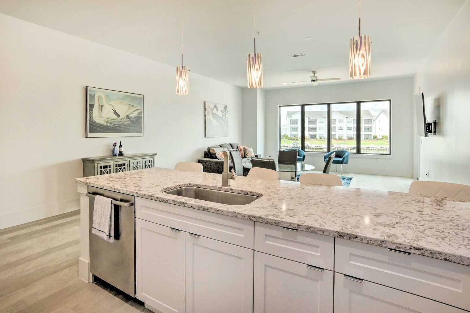 Building Photo - 15310 Texas 105-SI FL1-ID1545895P