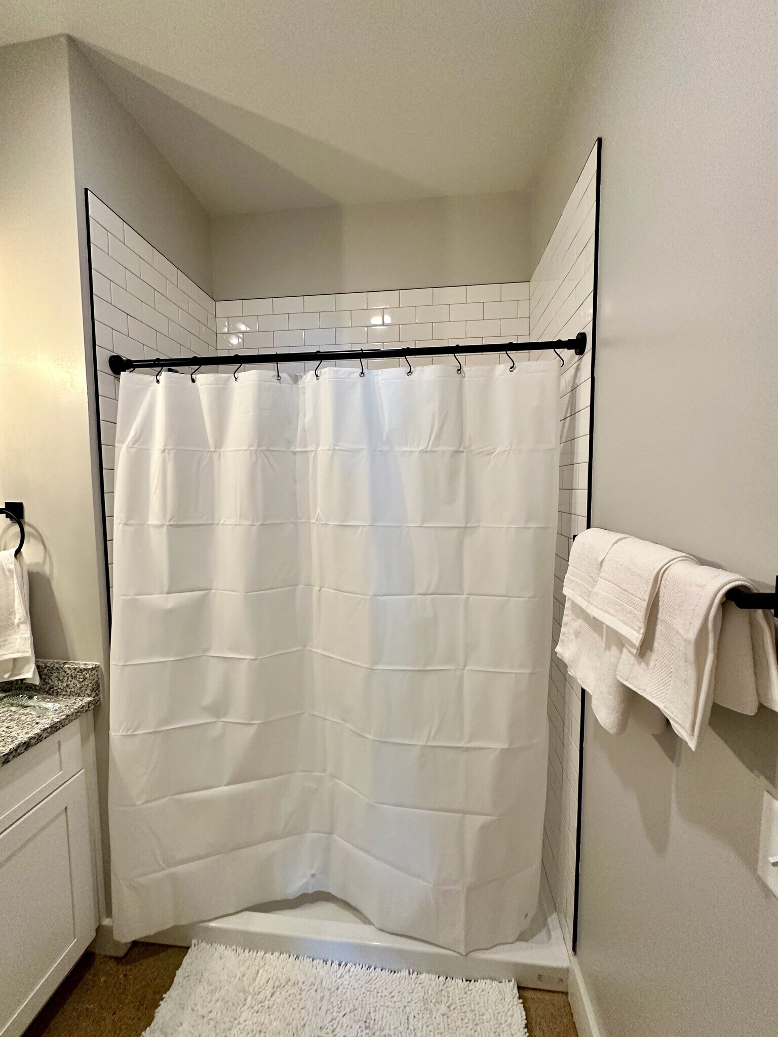 Building Photo - 293 Plus Park Blvd