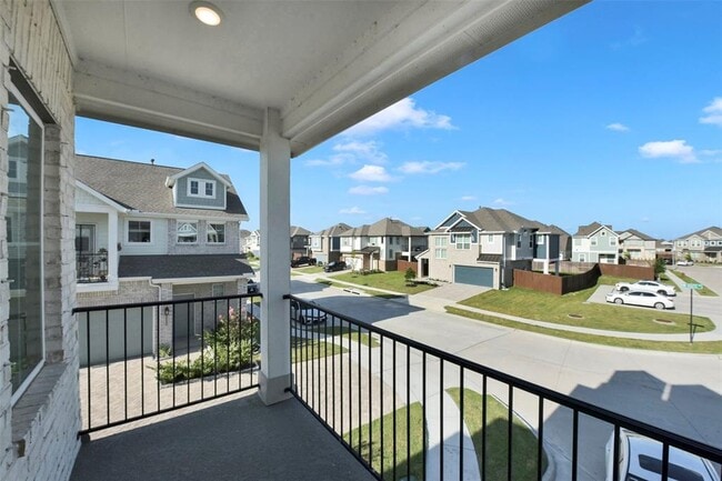Building Photo - 10062 Rosette Dr