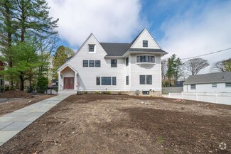 Building Photo - 653 Chestnut St