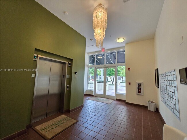 Building Photo - 7275 SW 89th St