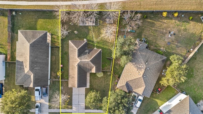 Building Photo - 4106 Falling Trace Ln