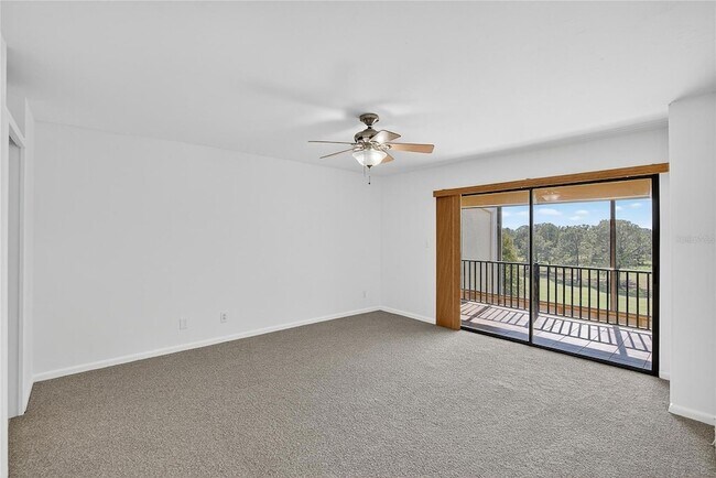 Building Photo - 13618 Greenfield Dr