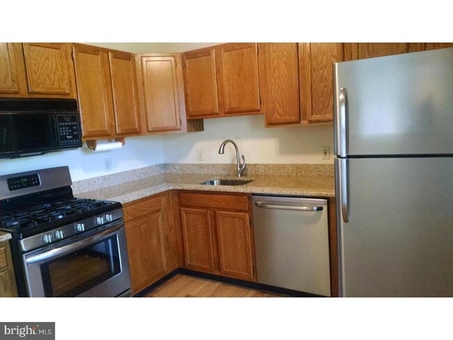 Building Photo - 2507 Brookhaven Dr