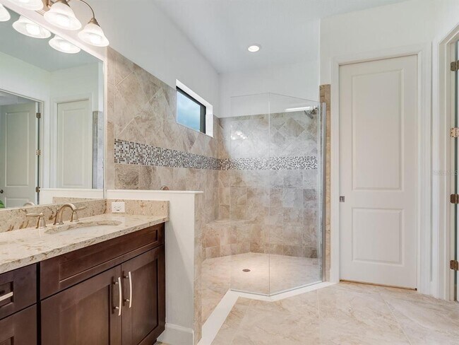 Building Photo - 3929 Waypoint Ave