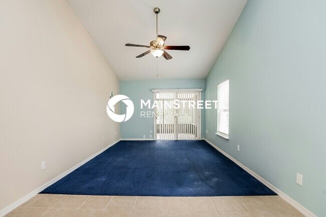 Building Photo - 3 Bedroom Pet-Friendly Home in OCOEE, FL with Main Street Renewal