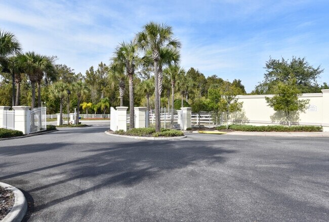 Building Photo - 5265 Cane Island Loop
