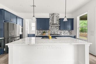 Building Photo - 382 Tillman Pass