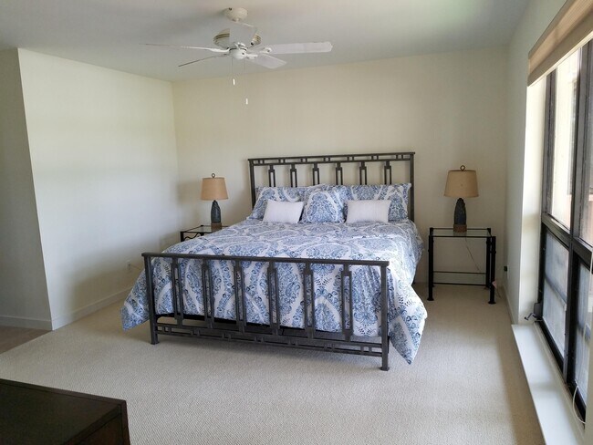 Building Photo - 326 Brackenwood Cir