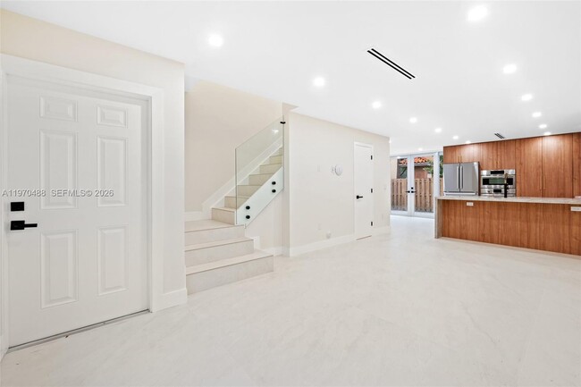 Building Photo - 8511 NW 141st Terrace