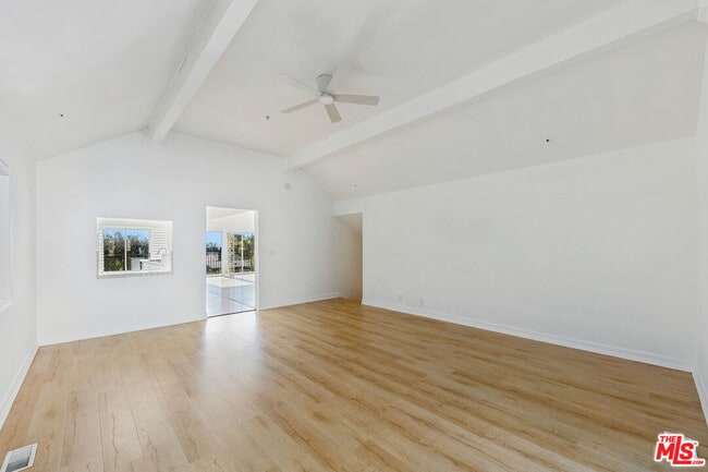 Building Photo - 31763 Cottontail Ln