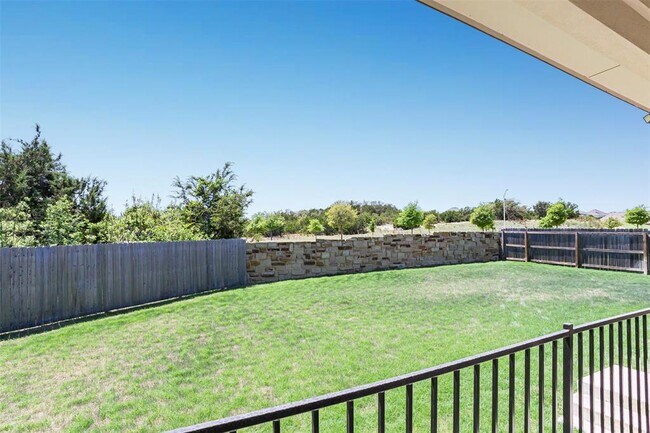 Building Photo - 1509 Brueggerhoff Rd