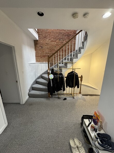 Building Photo - 480 Massachusetts Ave