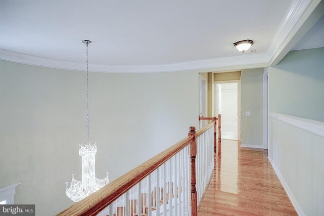 Building Photo - 15 Ridings Way