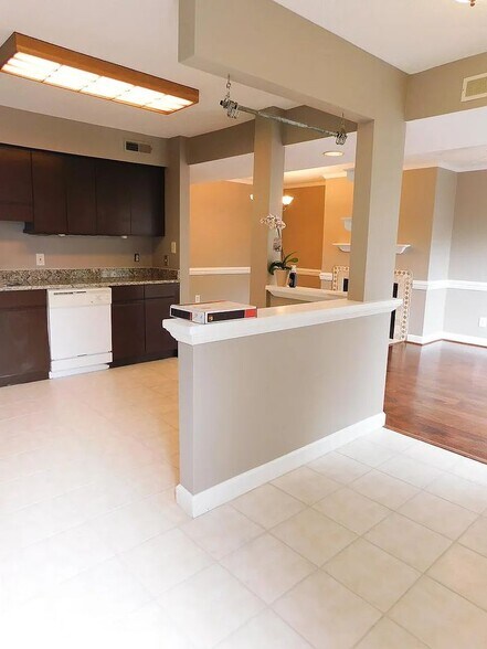 Building Photo - 7010 Sandy Forks Rd