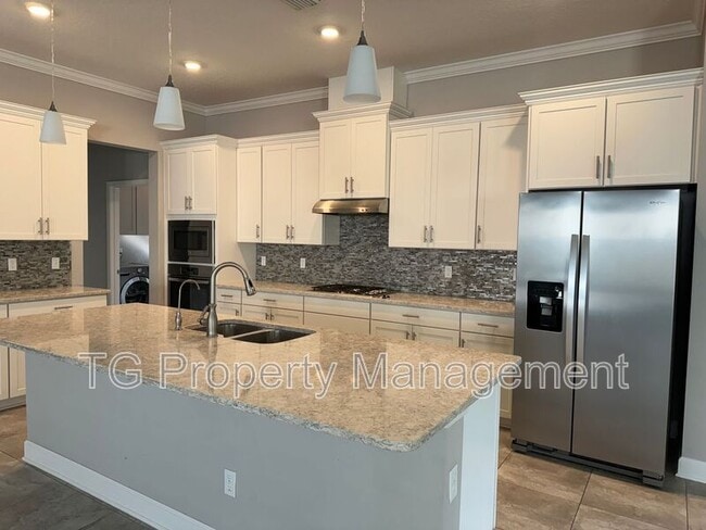 Building Photo - 370 Citrus Ridge Dr