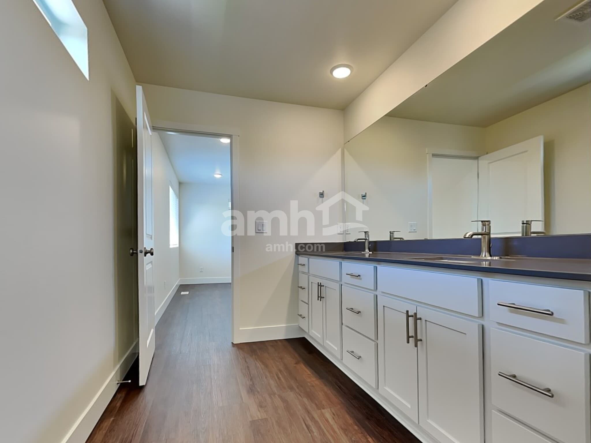 Building Photo - 17625 26th Ave Ct E