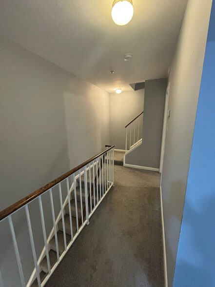 Building Photo - 19050 Highstream Dr