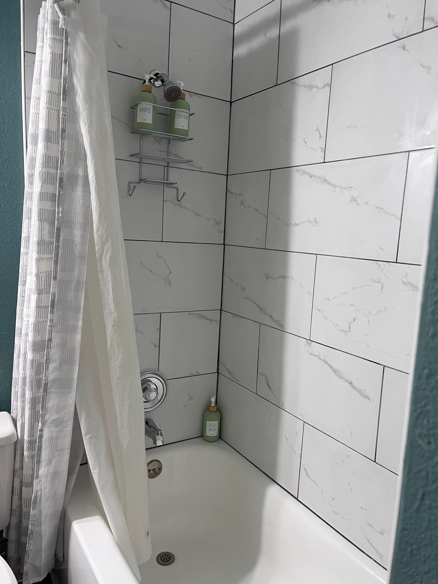 Building Photo - 3430 Ridge Smoke