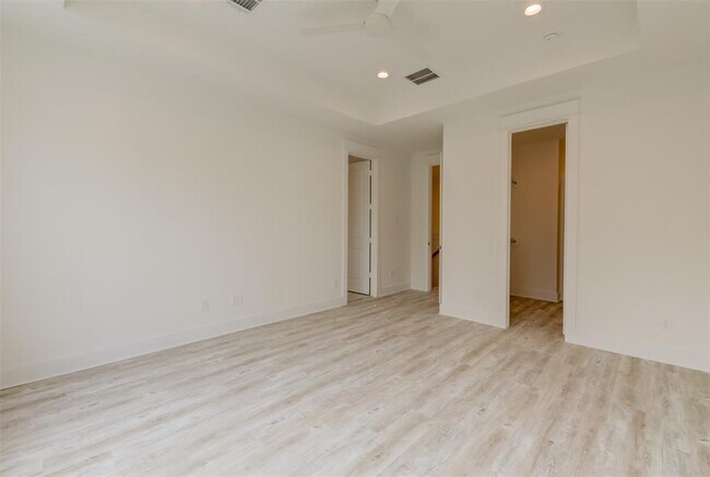 Building Photo - 2551 Judiway St